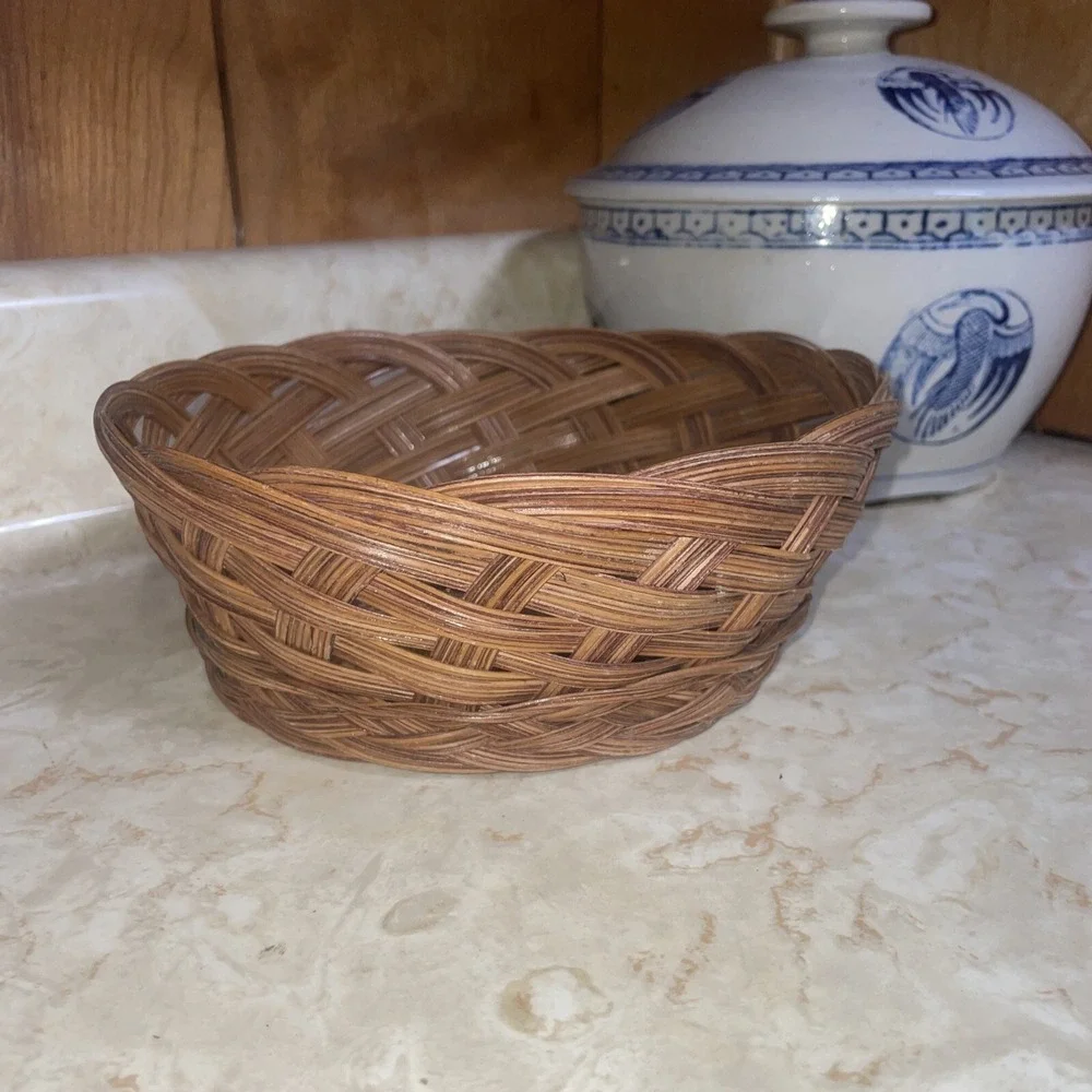 Perfect‎ Vintage Rattan 8